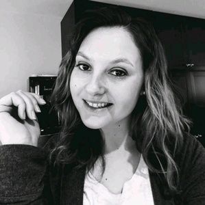 Meet your Posher, Abbey